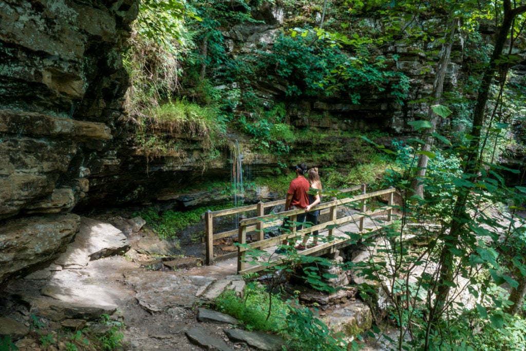 Devil's Den State Park - hiking trails in Devil's Den