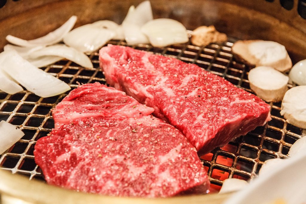 Slices of wagyu beef